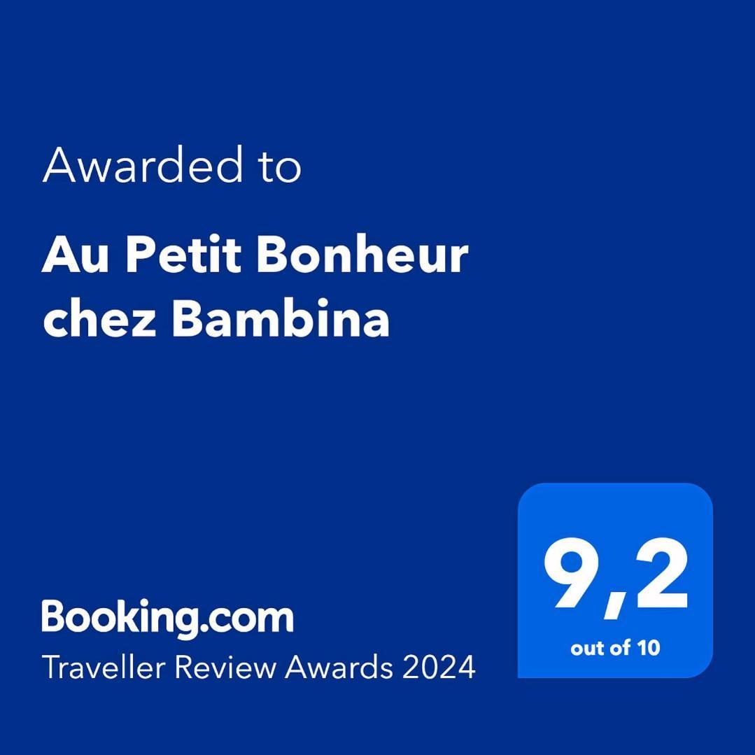 מלון Leynes Au Petit Bonheur Chez Bambina מראה חיצוני תמונה
